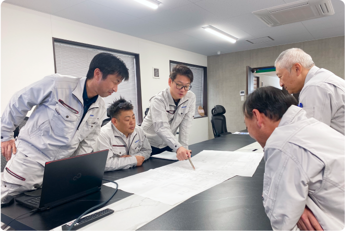 施工管理部の会議風景